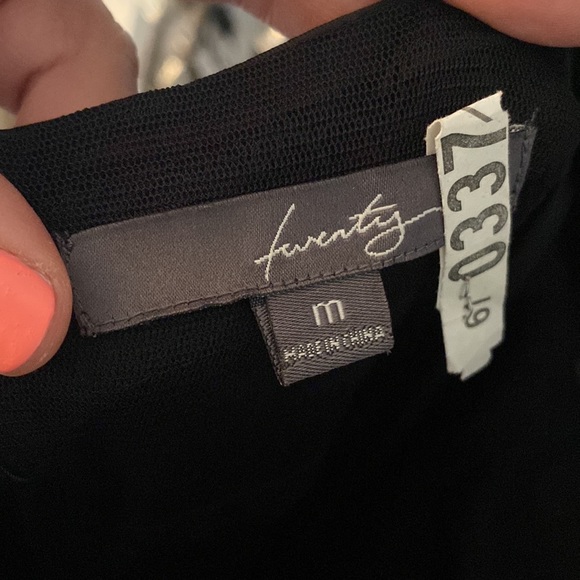 Black minidress - Picture 6 of 7